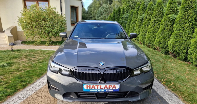 BMW Seria 3 cena 124900 przebieg: 121000, rok produkcji 2019 z Zawidów małe 277